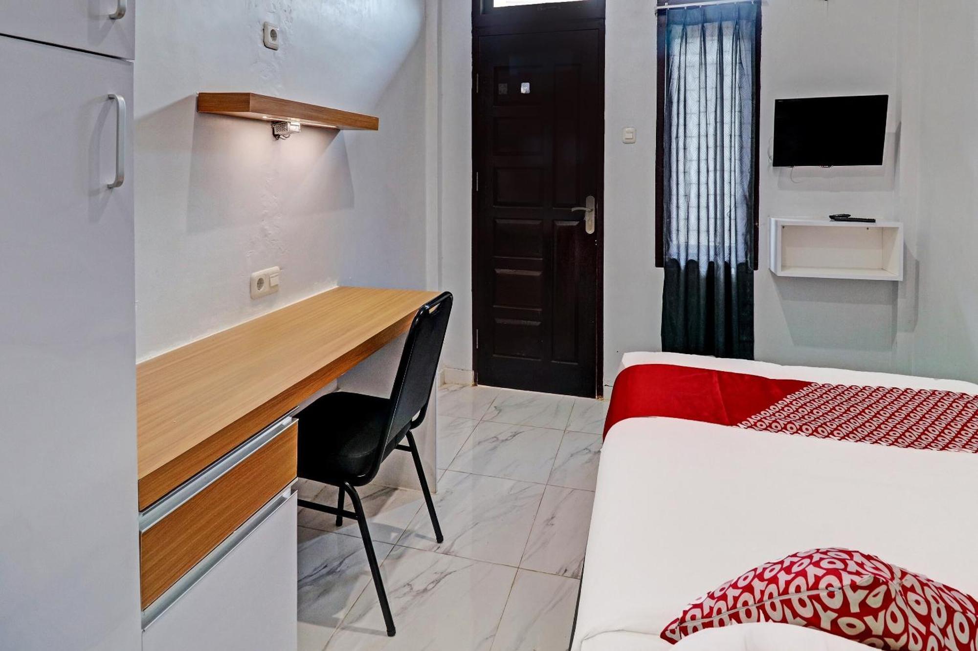 Super Oyo 91497 Waskita Residence Syariah Jambi Exterior foto